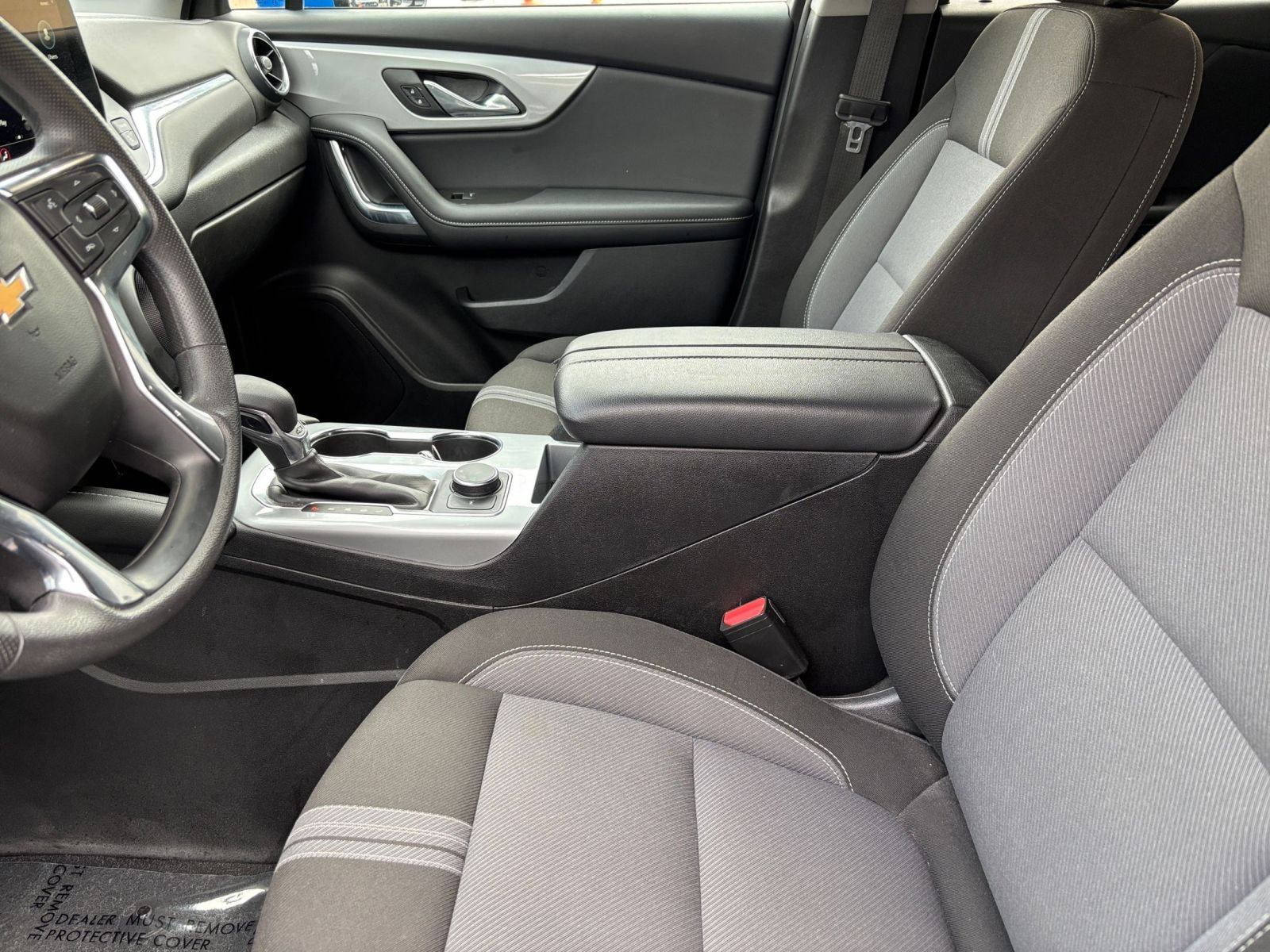 Used 2025 Chevrolet Blazer LT FWD image 27
