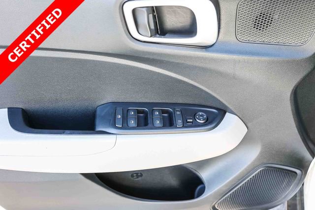 Certified 2023 Hyundai Venue SEL image 21