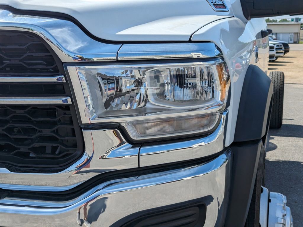 Used 2023 RAM 5500 Tradesman w/ Chrome Appearance Group image 9