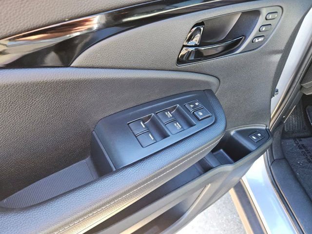 Used 2023 Honda Passport Elite image 18