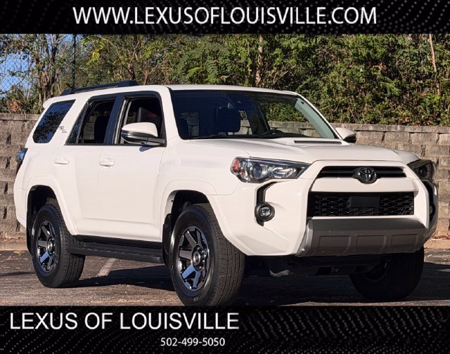 Used 2024 Toyota 4Runner TRD Off-Road Premium AWD/4WD image 1