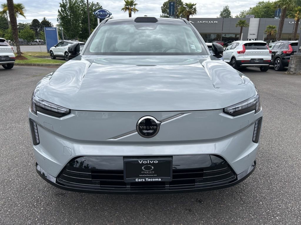 New 2025 Volvo EX90 Plus image 11