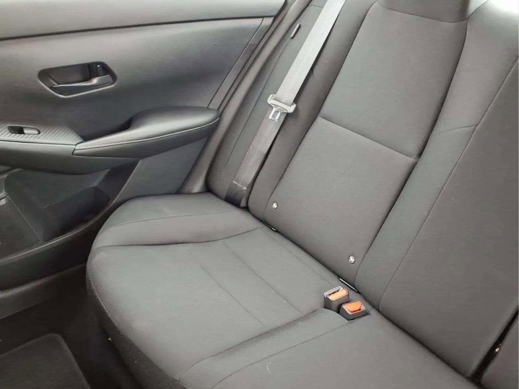 Used 2025 Nissan Sentra S image 16