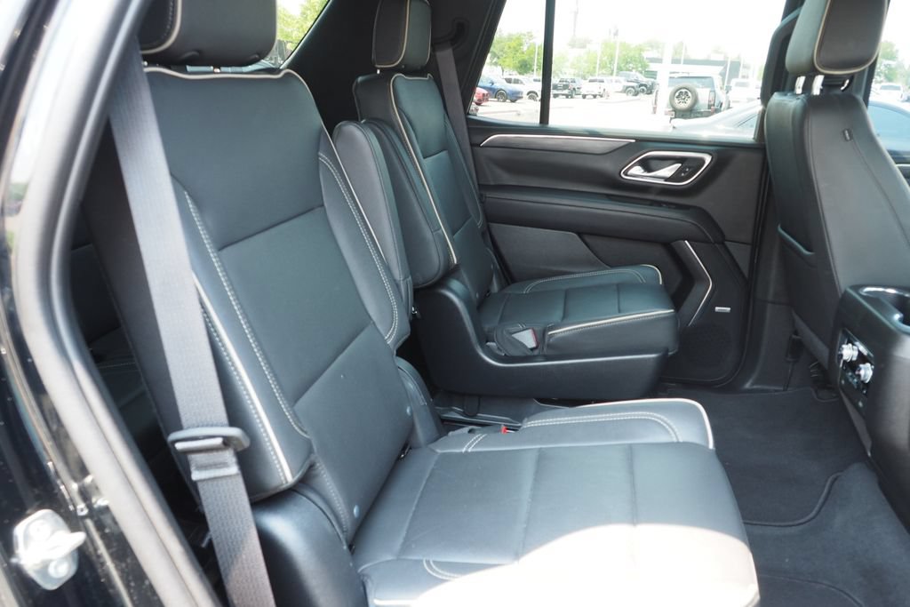 Used 2023 GMC Yukon SLT w/ SLT Premium Package AWD/4WD image 20