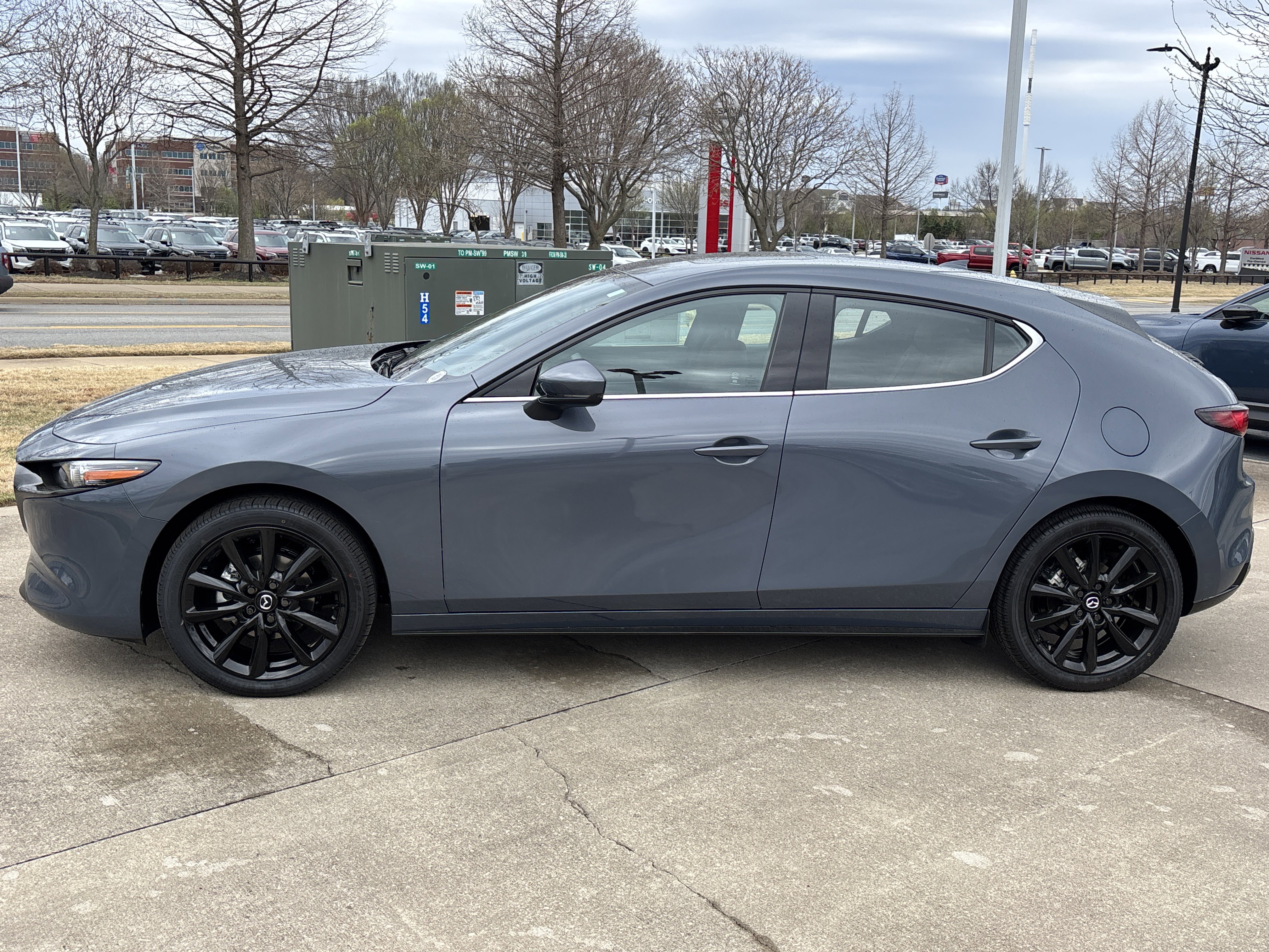 New 2026 MAZDA MAZDA3 2.5 S Hatchback w/ Premium Pkg FWD image 9