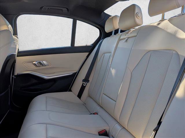 Used 2023 BMW 330i xDrive 330i xDrive w/ Driving Assistance Package image 20