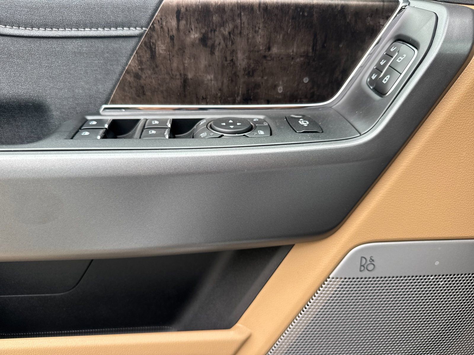 New 2026 Ford F250 Lariat w/ Lariat Premium Package image 10