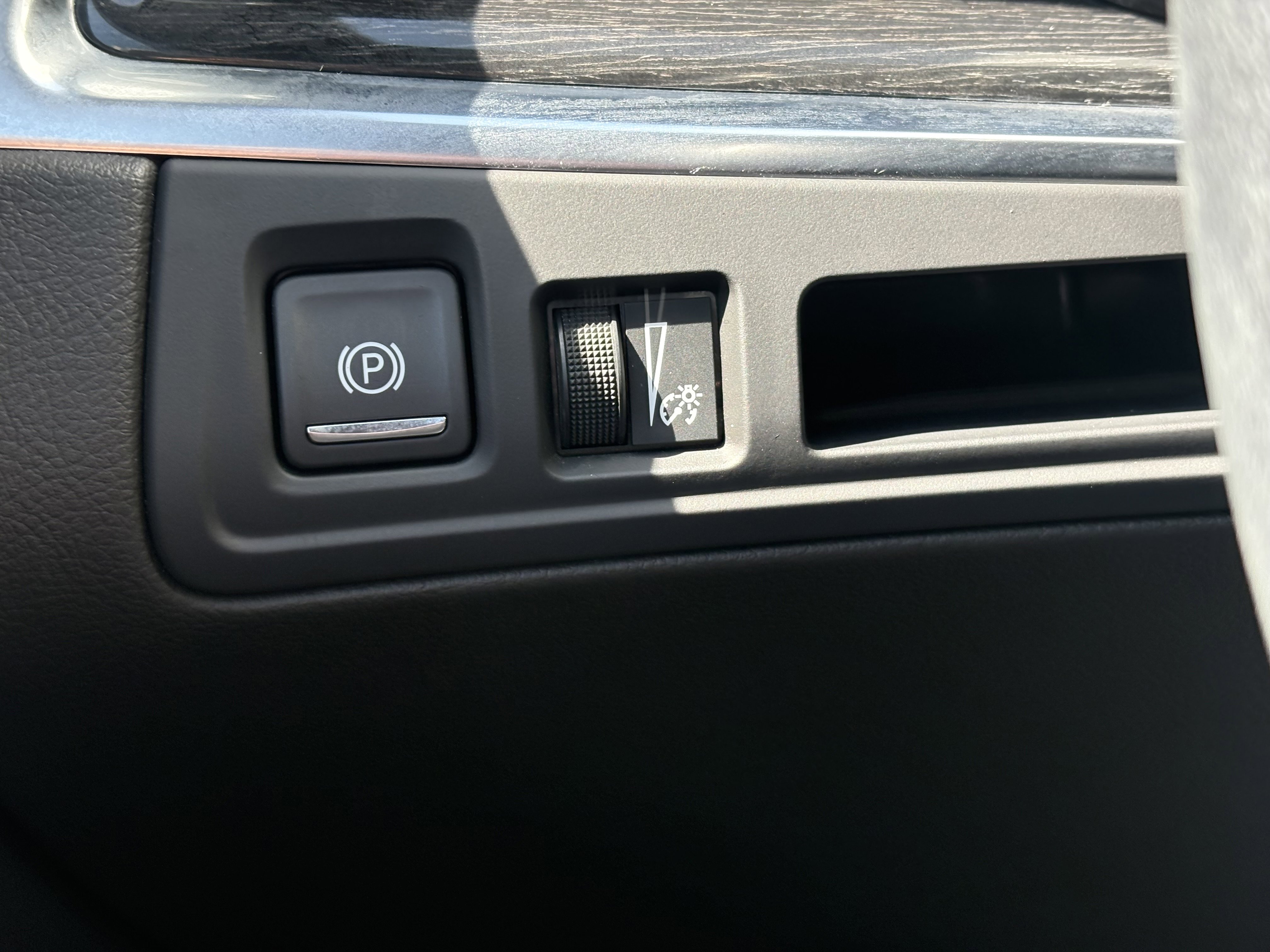 Certified 2023 Cadillac XT5 Premium Luxury image 29