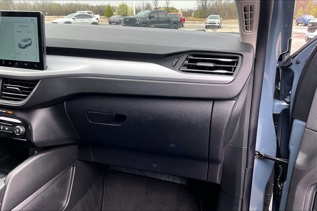 Used 2025 Ford Escape Platinum AWD/4WD image 26