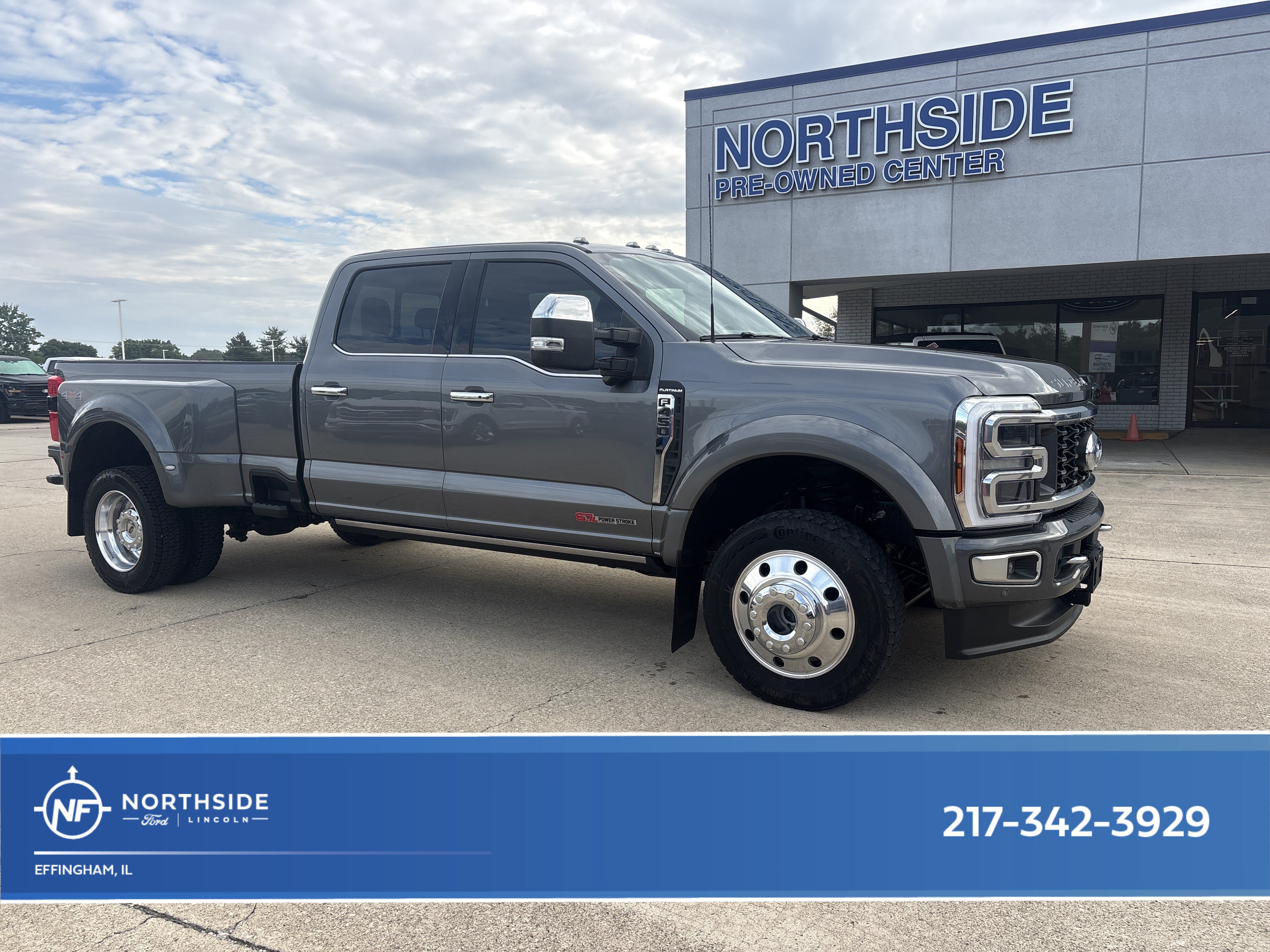 Used 2024 Ford F450 Platinum AWD/4WD image 1
