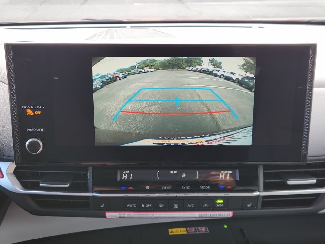 New 2026 Toyota Sienna XLE FWD image 17