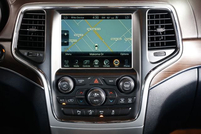 Used 2014 Jeep Grand Cherokee Overland w/ Advanced Technology Group image 35
