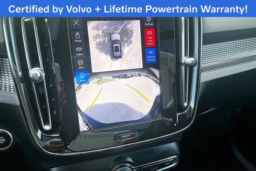 Used 2025 Volvo XC40 B5 Plus AWD/4WD image 30