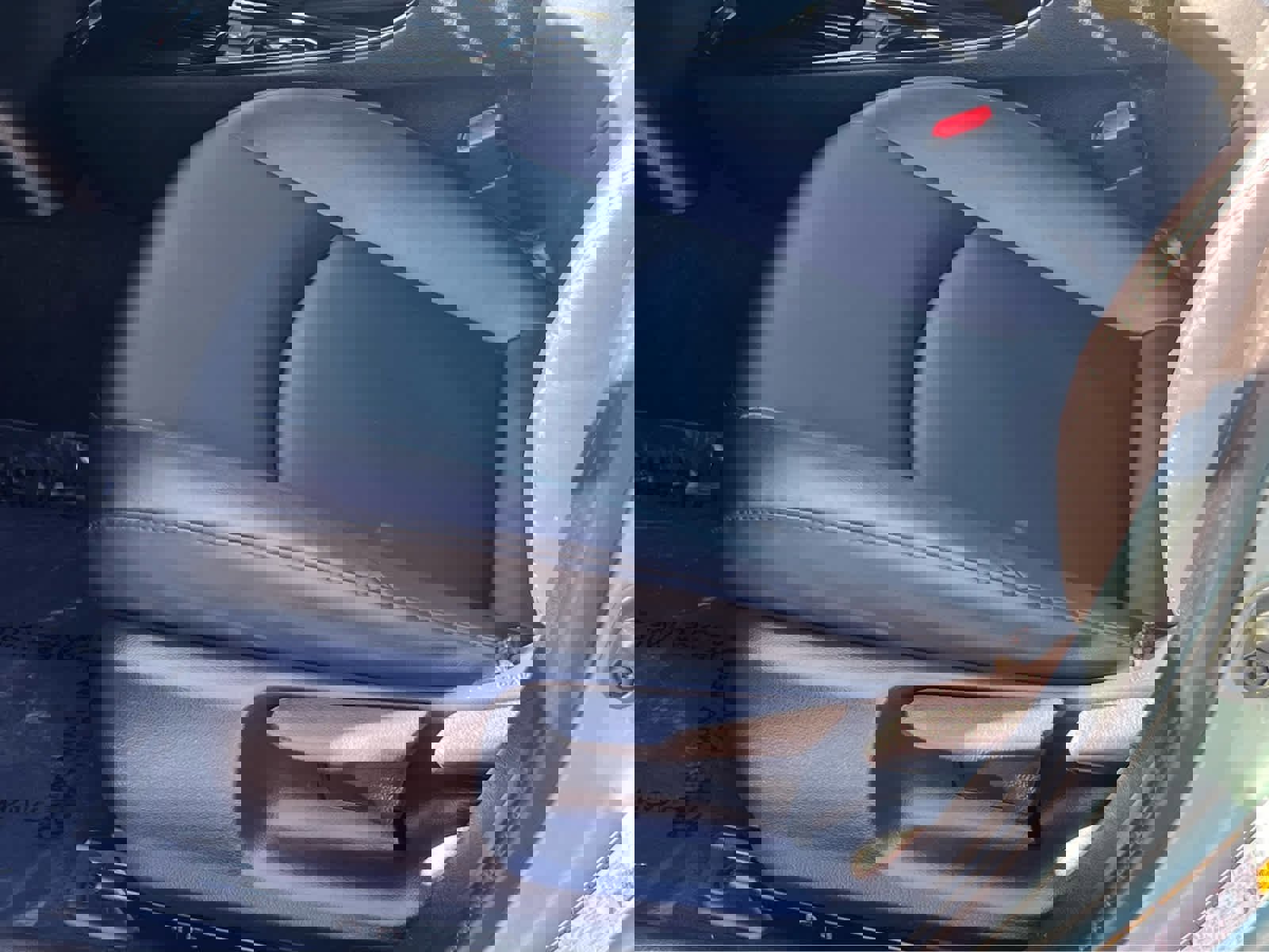 Used 2022 Toyota Prius XLE w/ Advanced Technology Package image 27