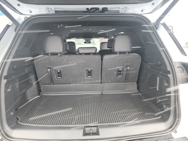 New 2026 Chevrolet Traverse LT w/ Driver Confidence Package image 14