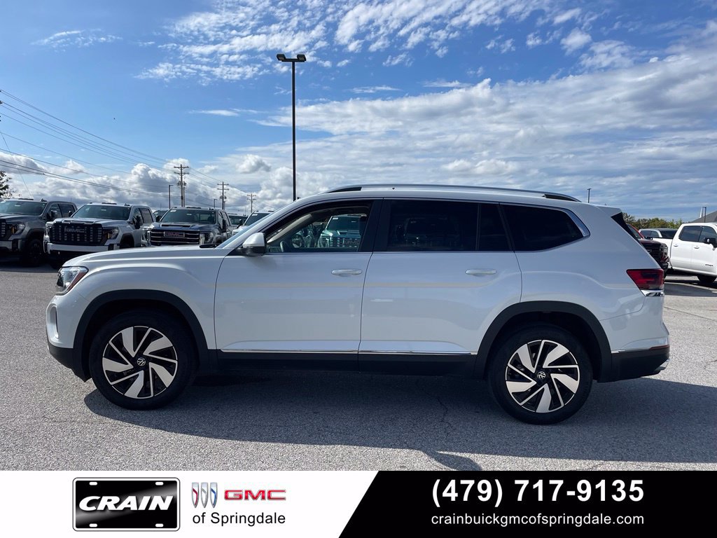 Used 2024 Volkswagen Atlas SEL AWD/4WD image 4