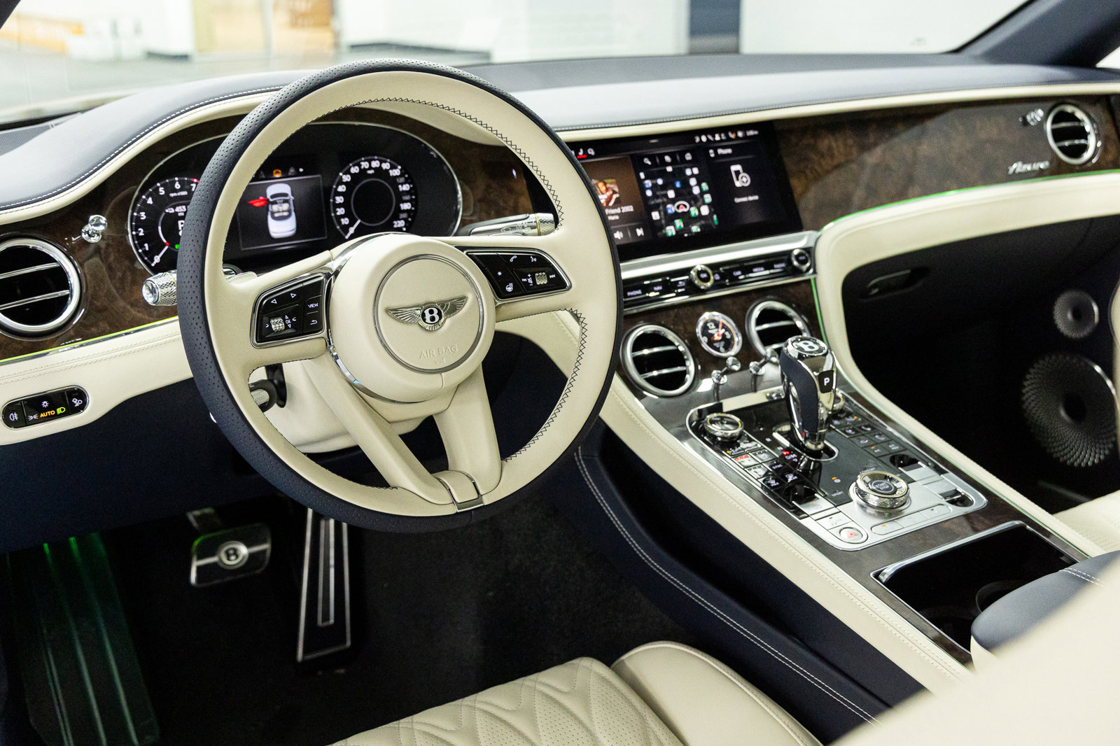 New 2026 Bentley Continental GTC image 31