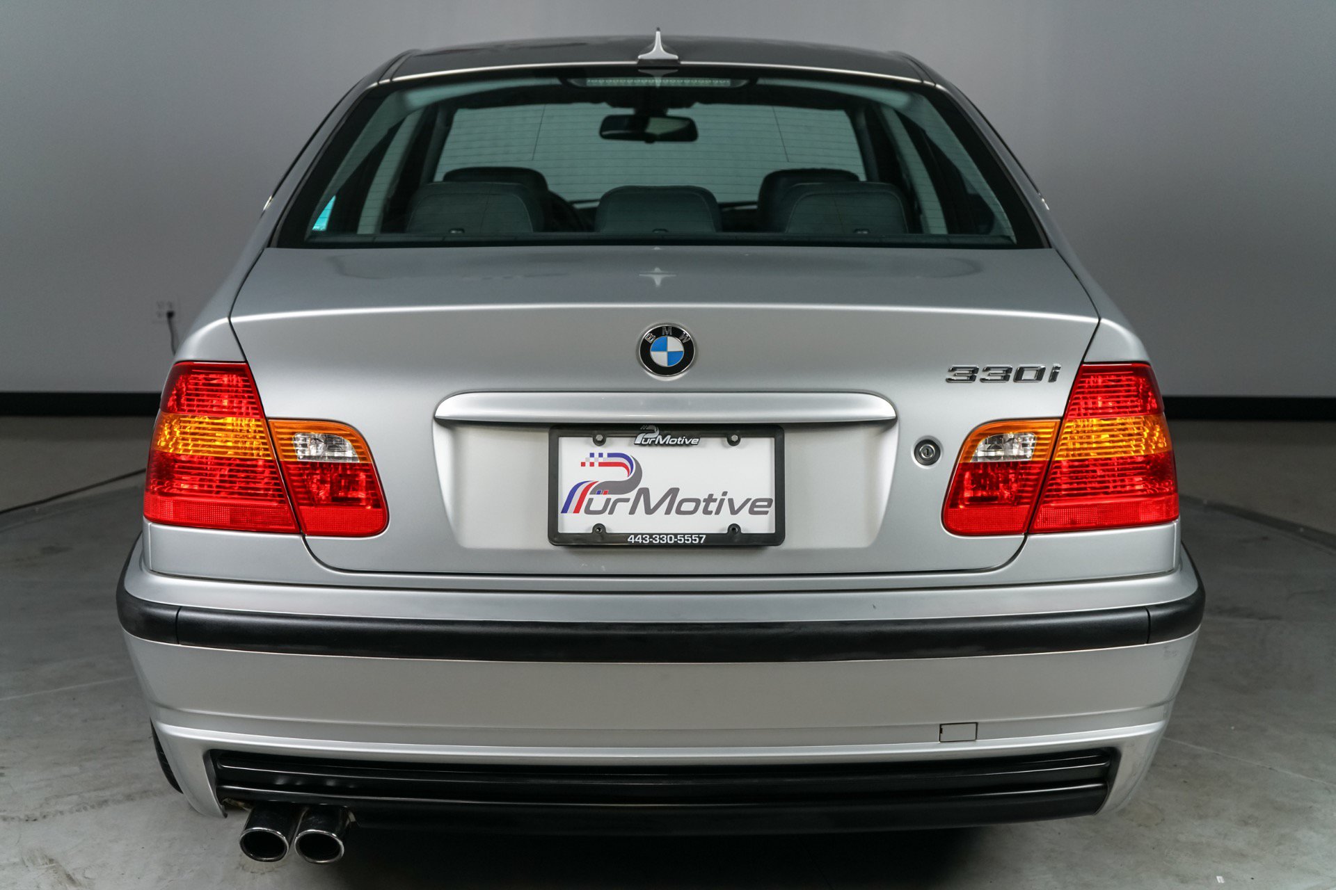 Used 2004 BMW 330i Sedan RWD image 8