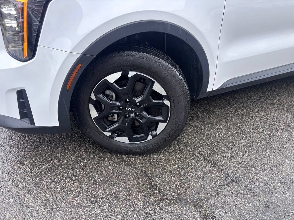 Used 2025 Kia Sorento S