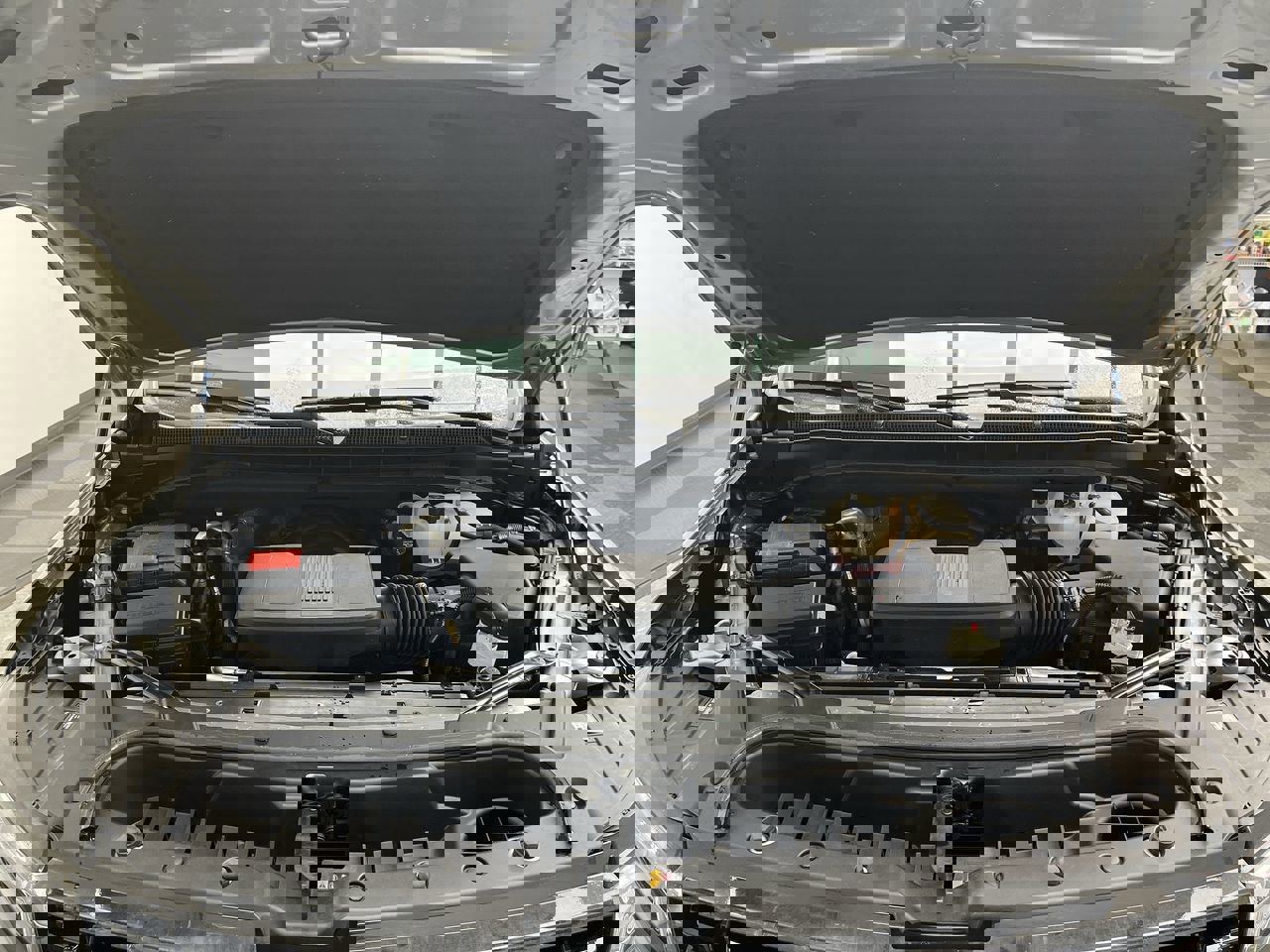 Certified 2024 Chevrolet Suburban RST w/ Luxury Package image 34