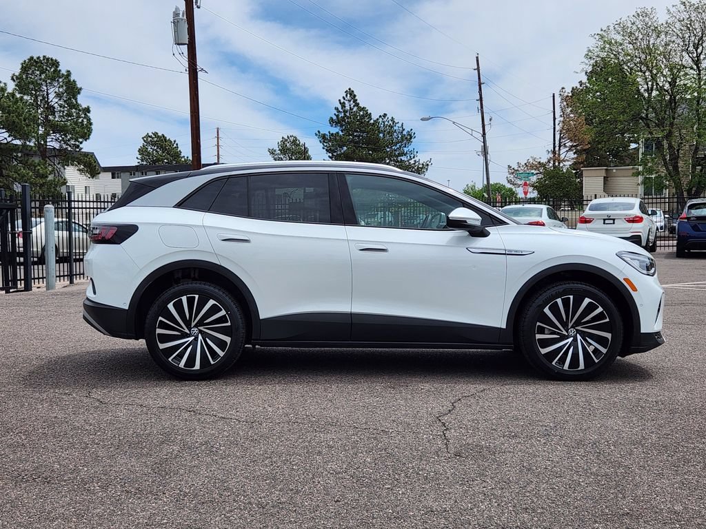 Certified 2023 Volkswagen ID.4 Pro S Plus AWD/4WD image 4