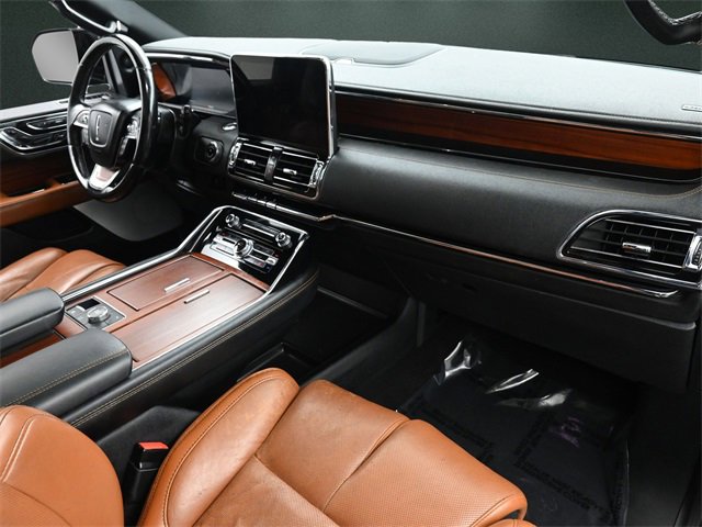 Used 2021 Lincoln Navigator Reserve w/ Luxury Package image 21