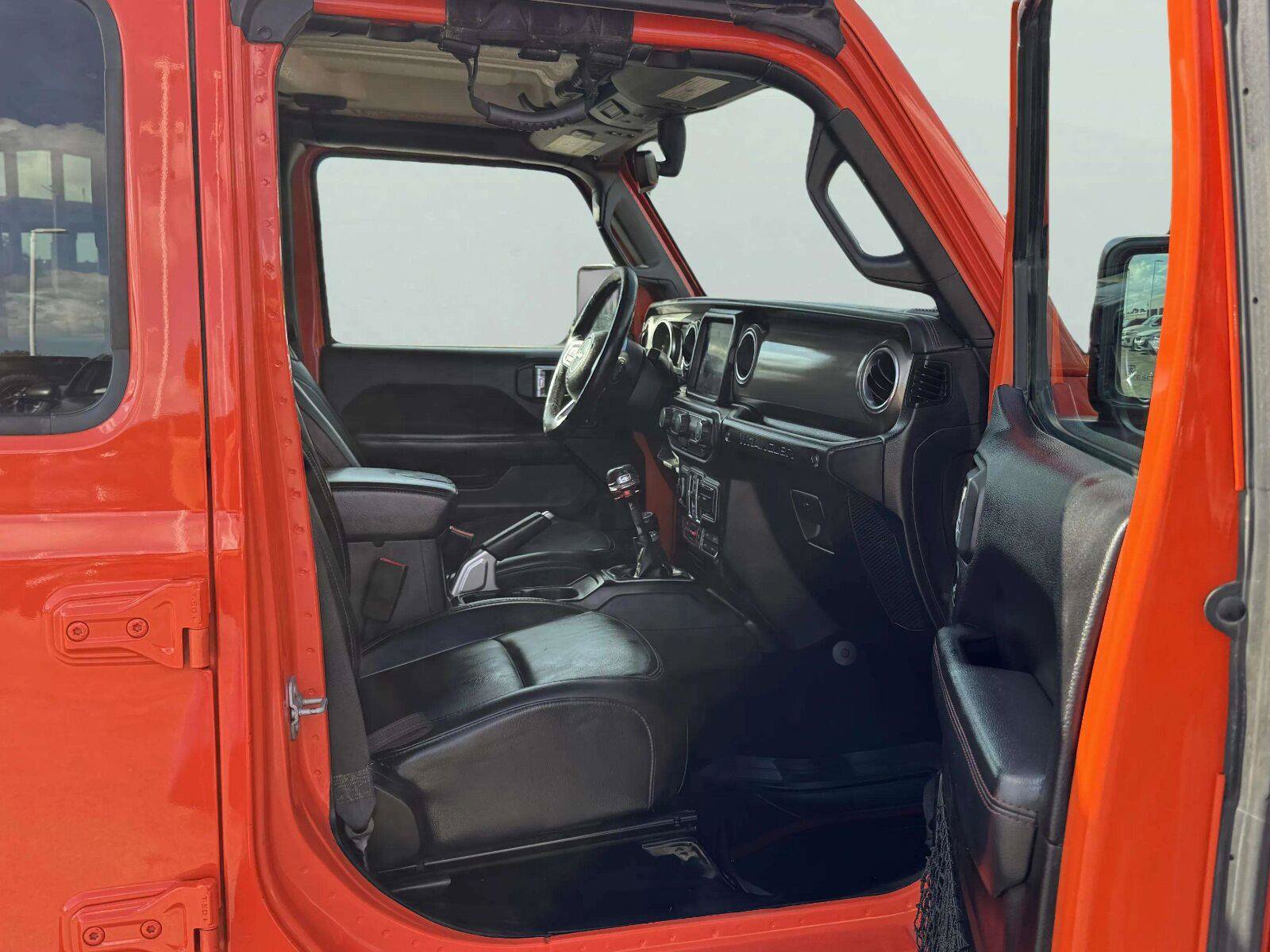 Used 2018 Jeep Wrangler Unlimited Rubicon AWD/4WD image 53
