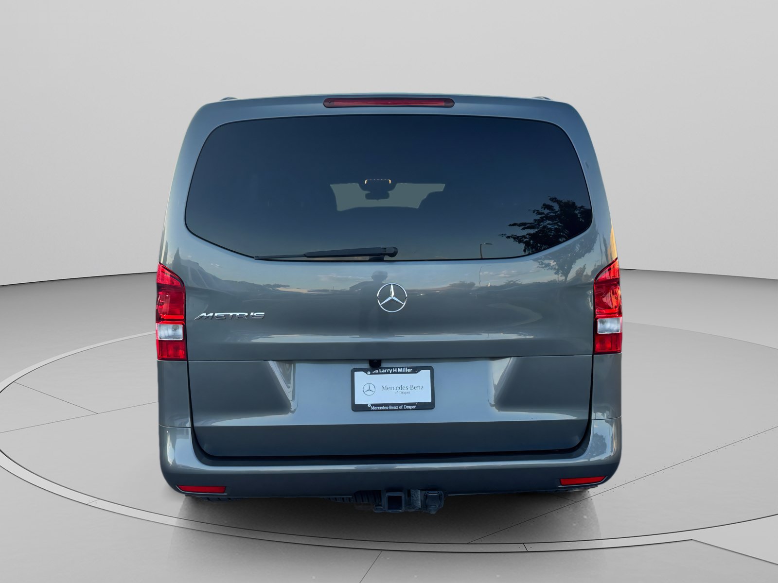 Used 2023 Mercedes-Benz Metris Passenger image 4