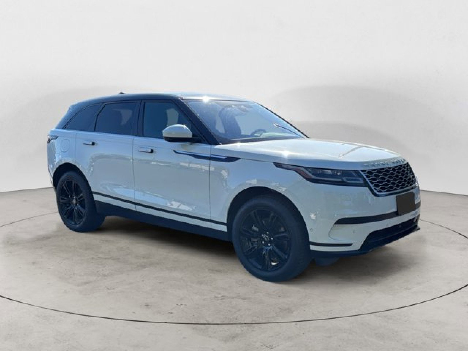 Certified 2021 Land Rover Range Rover Velar S image 2