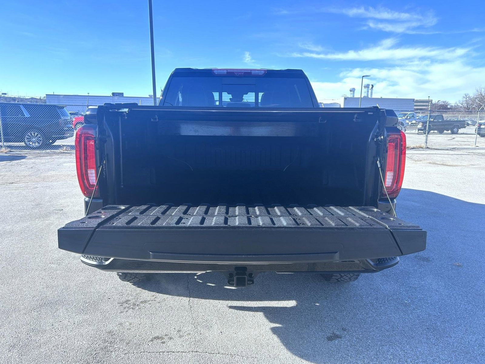 Used 2022 GMC Sierra 1500 AT4X image 21