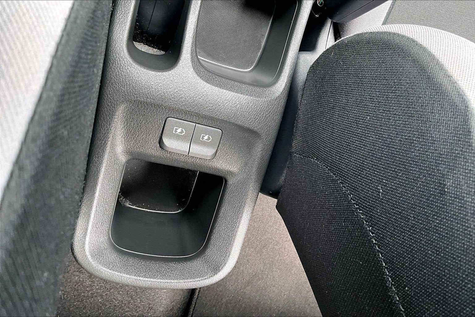 Used 2025 Nissan Versa S w/ S Plus Package FWD image 30