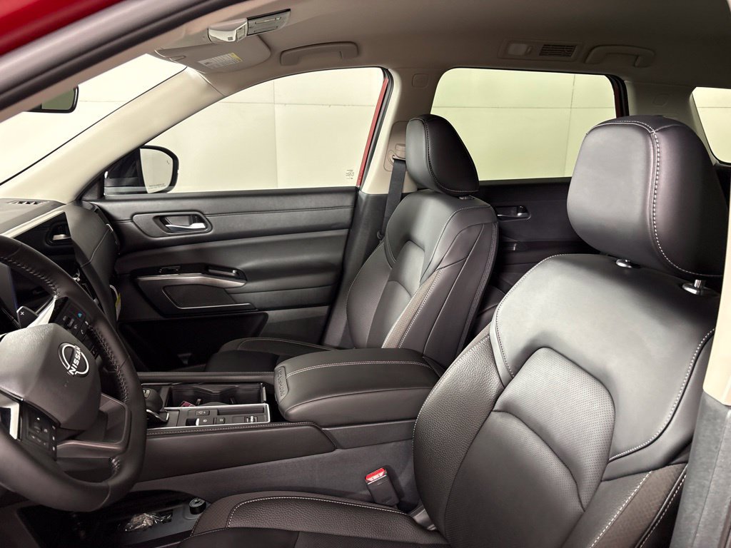 New 2026 Nissan Pathfinder SL FWD image 28