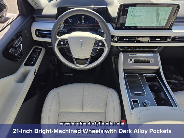 New 2027 Lincoln Aviator AWD image 13