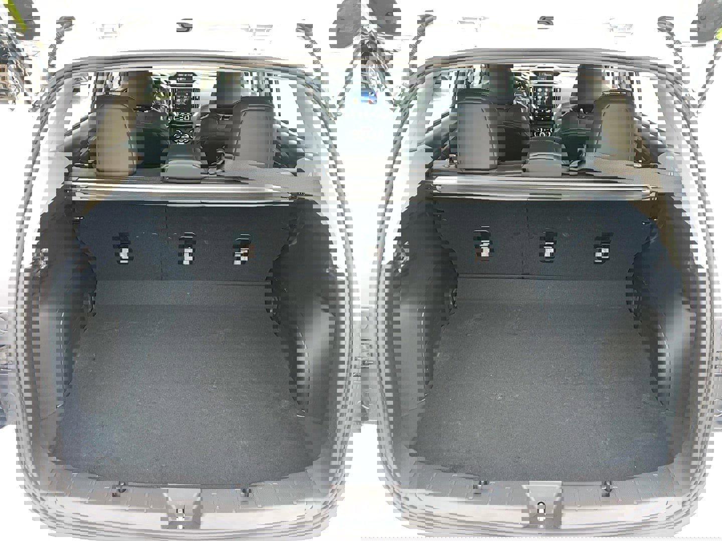 Used 2023 Subaru Impreza 2.0i Limited image 22