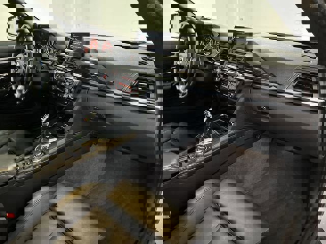 Used 2016 BMW 435i xDrive Convertible image 28