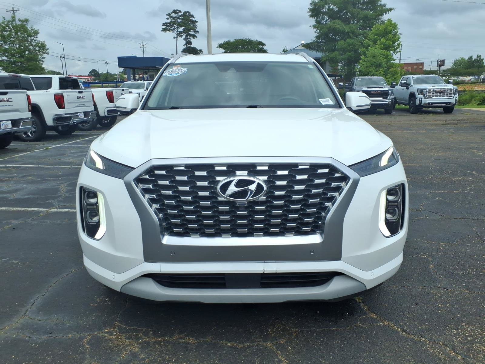 Used 2021 Hyundai Palisade Limited AWD/4WD image 2
