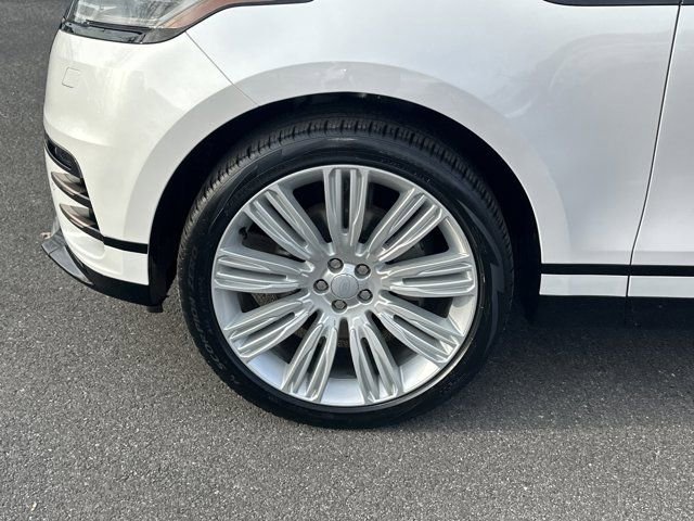 Used 2023 Land Rover Range Rover Velar R-Dynamic S image 15