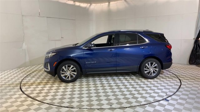 Used 2023 Chevrolet Equinox Premier w/ LPO, Floor Liner Package image 5