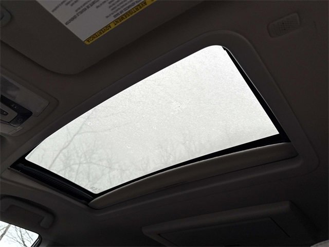 Used 2020 Toyota Sienna XLE image 18