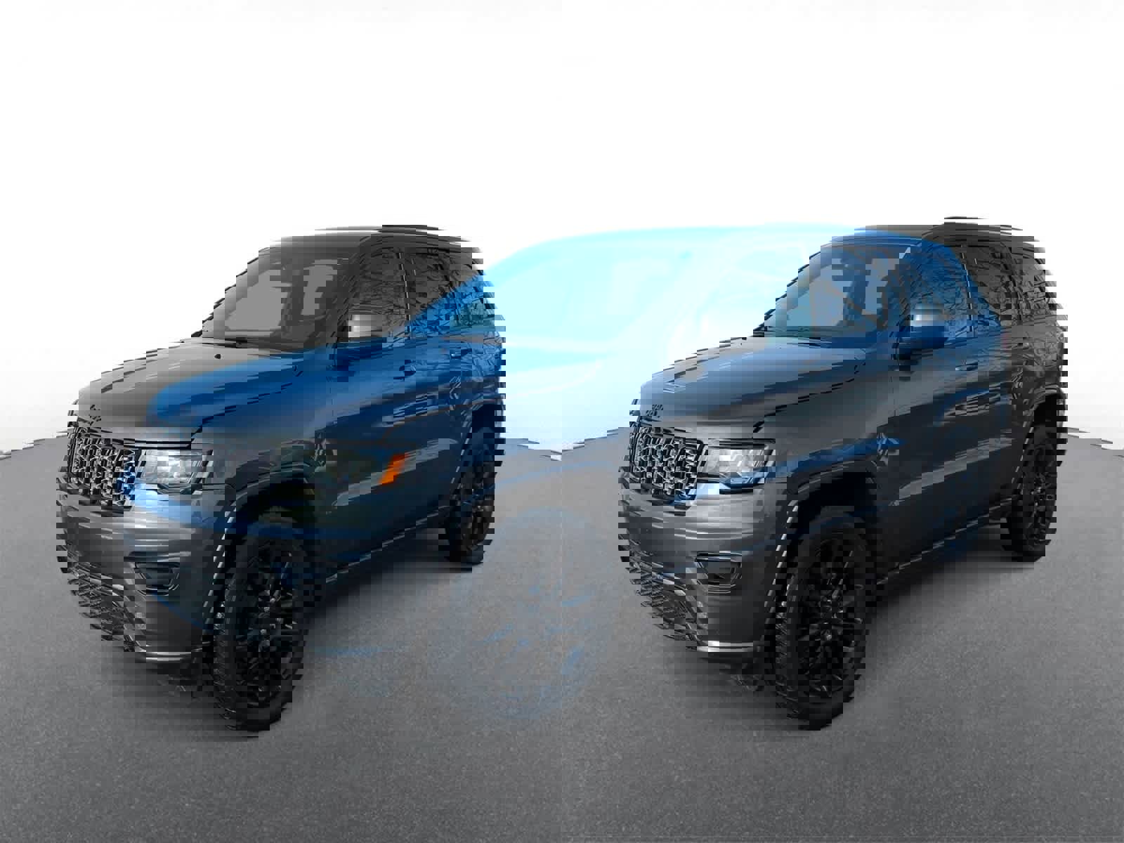Used 2019 Jeep Grand Cherokee Altitude image 4