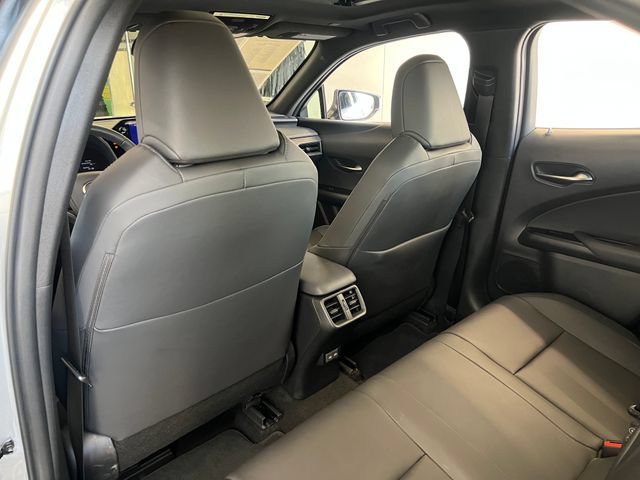 Used 2025 Lexus UX 300h FWD w/ Accessory Package (Z2) image 29