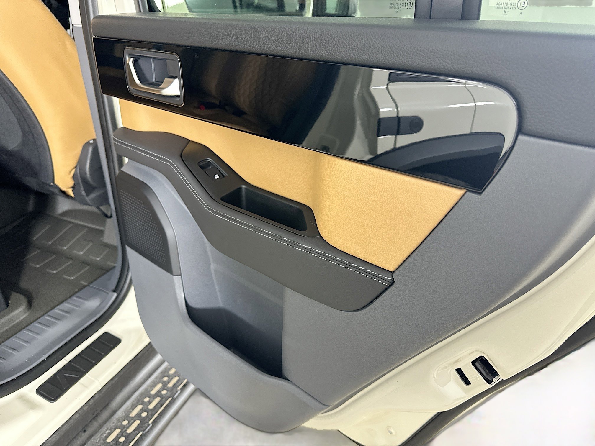 New 2025 INEOS Grenadier Fieldmaster Edition image 45