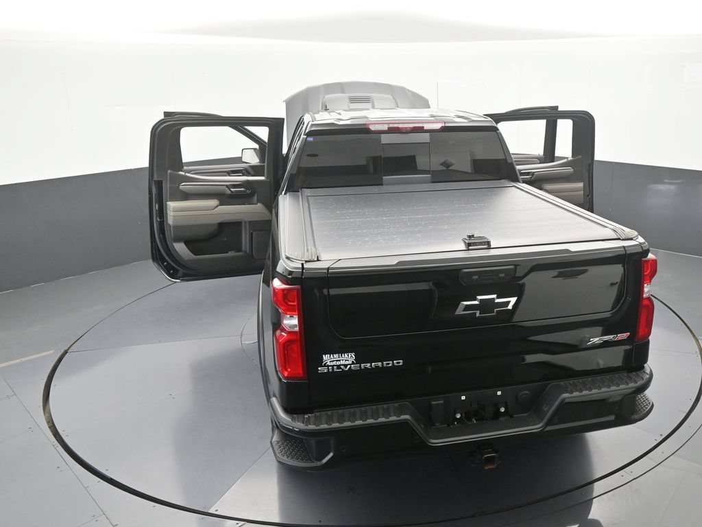 Used 2025 Chevrolet Silverado 1500 ZR2 w/ Technology Package AWD/4WD image 79