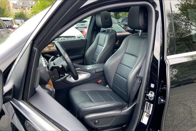 Used 2022 Mercedes-Benz GLS 450 4MATIC image 6