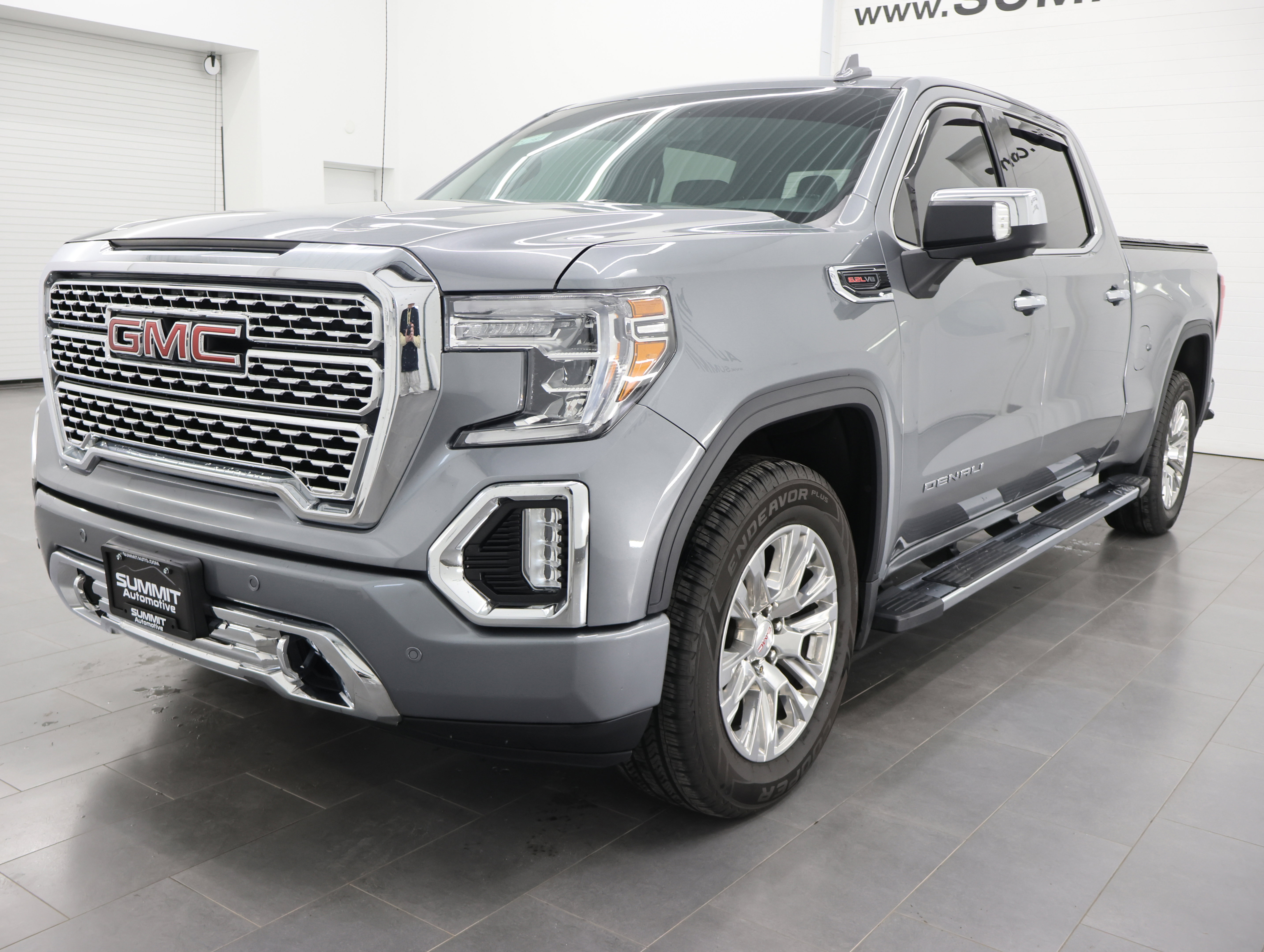 Used 2021 GMC Sierra 1500 Denali w/ Driver Alert Package II AWD/4WD image 7