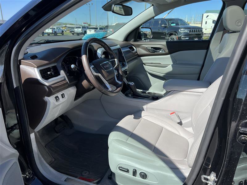 Used 2019 GMC Acadia SLT image 8