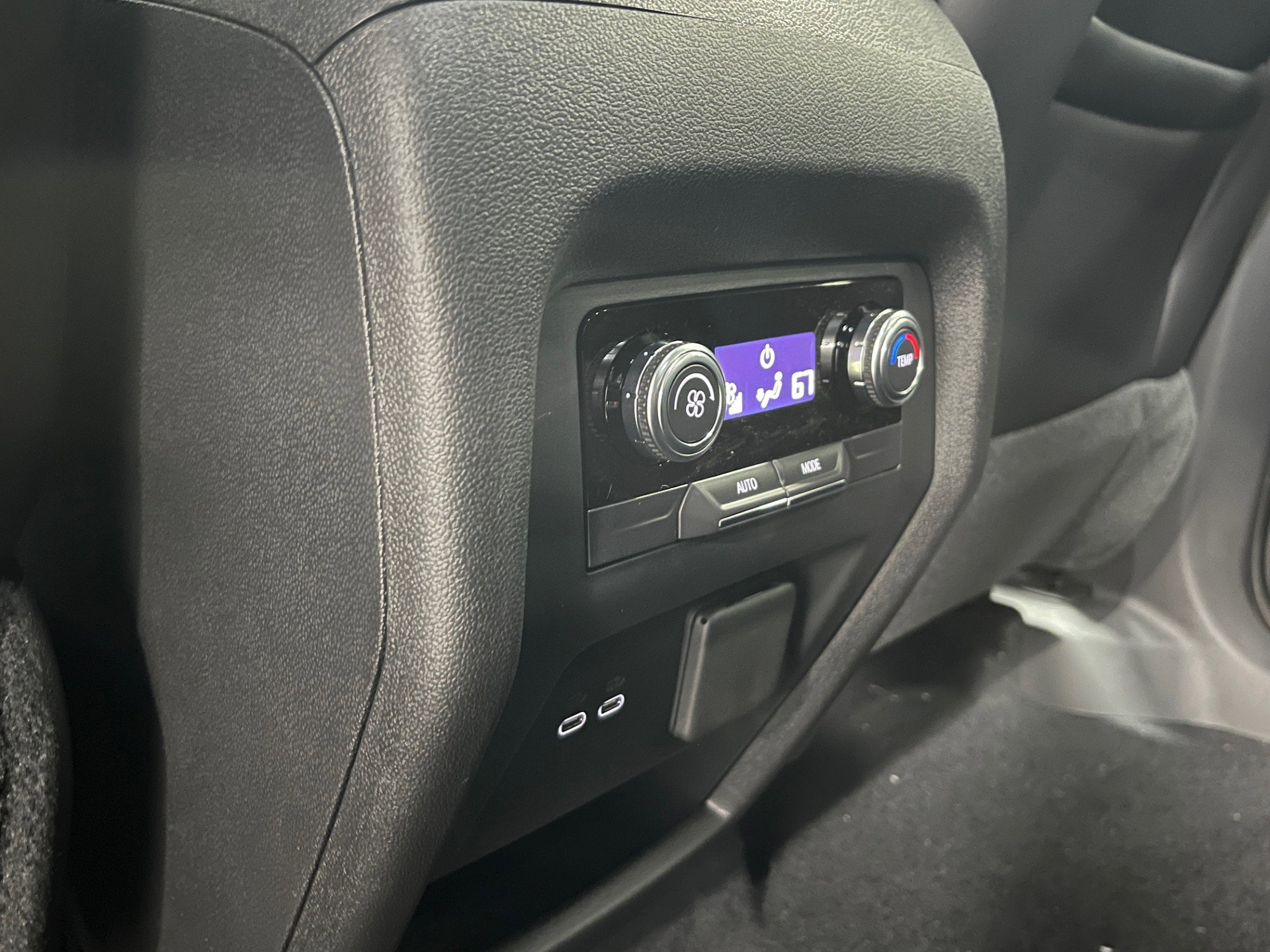 New 2026 GMC Acadia AT4 image 12