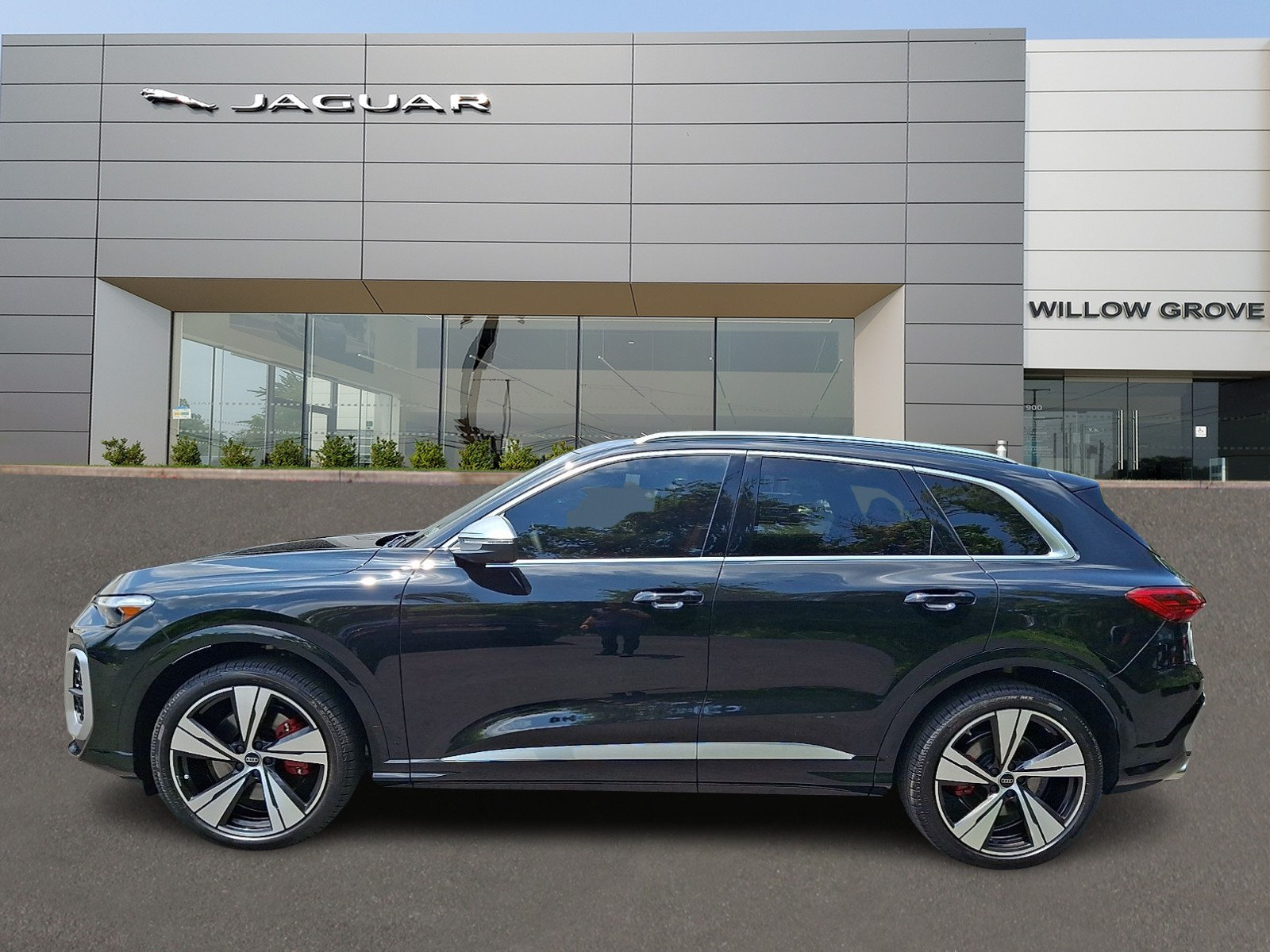 Used 2026 Audi SQ5 Premium Plus AWD/4WD image 6