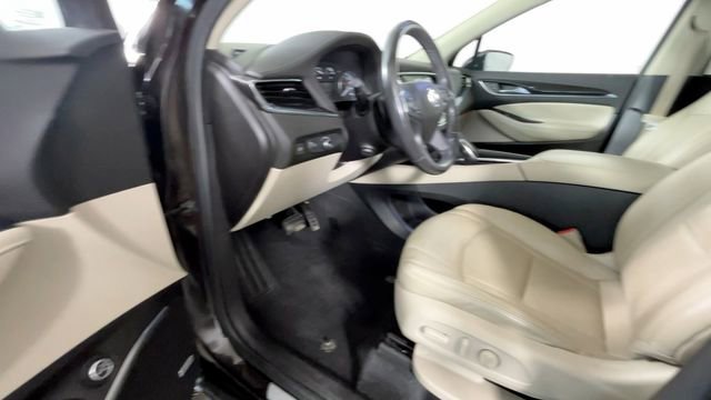Used 2018 Buick Enclave Premium w/ Experience Buick Package FWD image 23