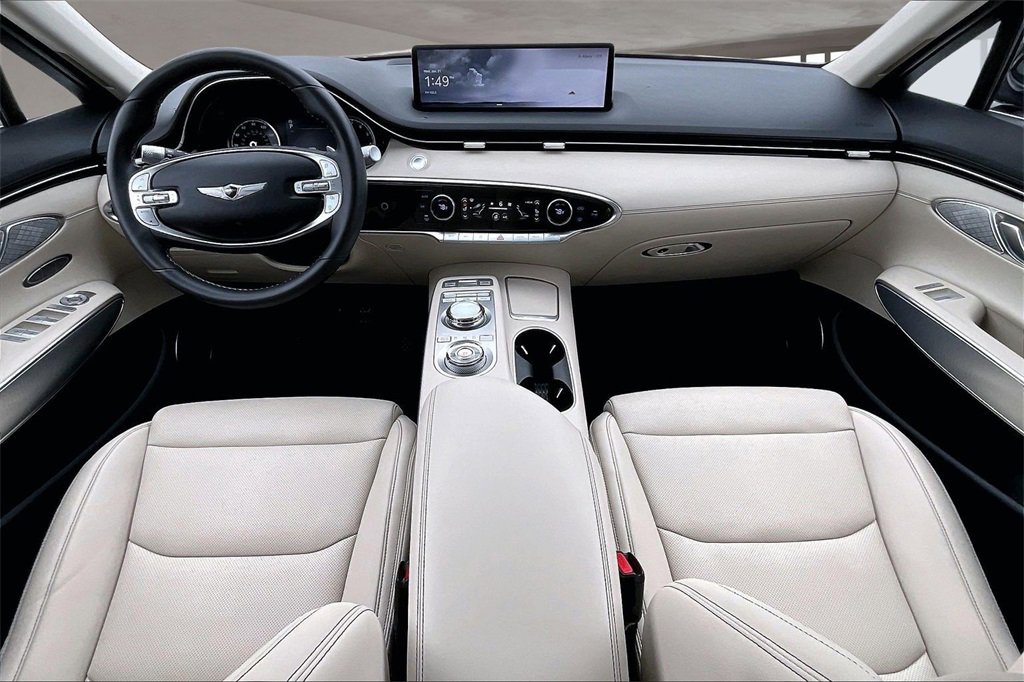 Used 2023 Genesis GV70 2.5T Select w/ Select Package image 7